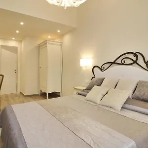 In Chic - No Ztl - Free Parking - Old At 10min By Walk Lucca